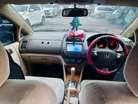 Honda city Vtech 1.5 A/t triptonic 7speed
