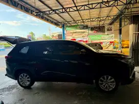 Jual mobil toyota kijang innova