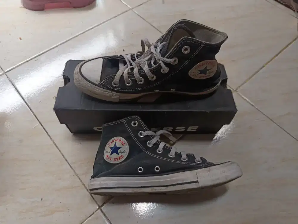 Dijual Sepatu Converse