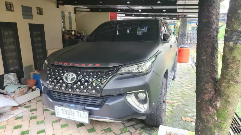 Toyota forturner vrz 2016