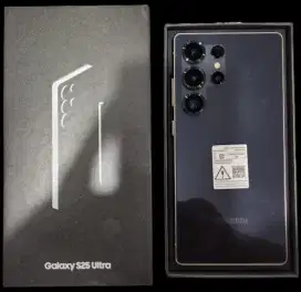 Samsung S25 Ultra 12/256.
Mulus like New.
Garansi pjg Maret 2026