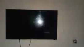 Di jual TV merek Sharp 42 inch