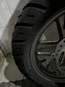 Ban Michelin 130/70 Ring 14