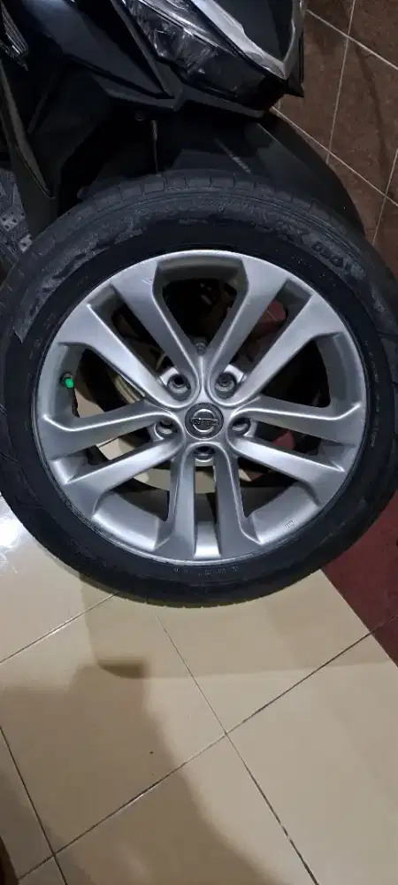 1 PCS VELG NISSAN JUKE