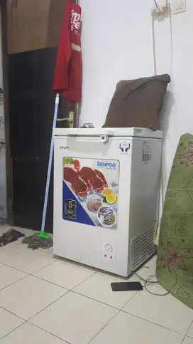 Freezer denpoo 1 bulan
