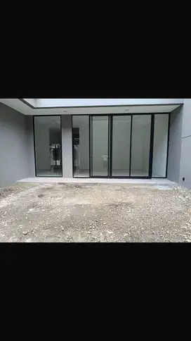 Dijual Cepat Rumah Distric 9 Citraland Utama Luas 117M Surabaya Barat
