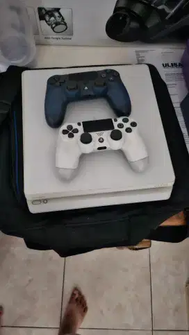 Playstation 4 ori full set region asia (no kardus)