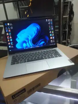Lenovo Ideapad1 14ALC7 AmdRyzen3 5300u (14inch)Ram8Gb/Ssd512Gb