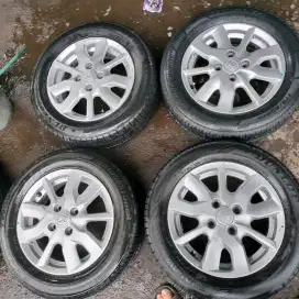 Velg OEM original Honda Brio ring 14 pcd 4x100 ban 175/65 R14 4pcs