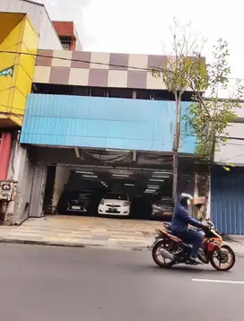 RUKO EX. SHOWROOM MOBIL 0 JALAN KERTAJAYA, PERLU RENOV