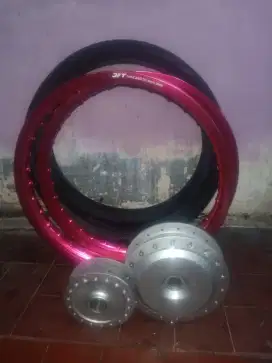 Velg ring ukuran 17