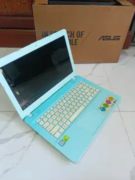 Laptop asus x441u core i3 ssd 256g, dual vga nvdia design+ grafis