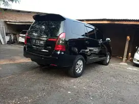 Toyota Kijang Innova 2005 Bensin