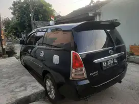 Toyota Kijang Innova 2005 Bensin