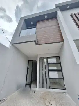 BARU GRESS, Rumah Klampis Semolo Wisma Mukti, LOKASI NYAMAN