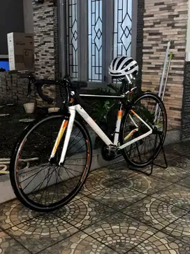 Sepeda Roadbike Polygon STRATTOS S3 German Size S