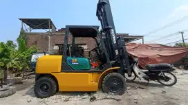 Forklift komatsu 3.5 ton