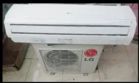 Jual ac LG 1/2 pk lowwat 320 watt kondisi 95% ori semua
