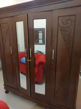 Jual lemari preloved 4 pintu
