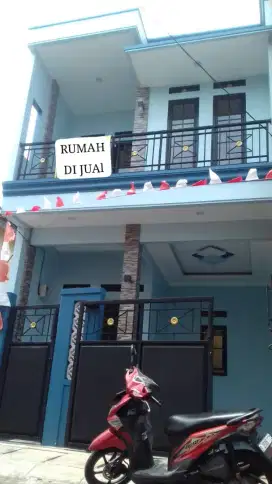 Rumah murah strategis dua lantai