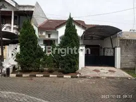 Rumah Simpang Darmo Permai Utara dkt Pakuwon Indah Graha Famili PTC