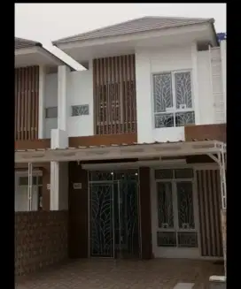 DIJUAL RUMAH 2 lantai siap huni dan murah banget