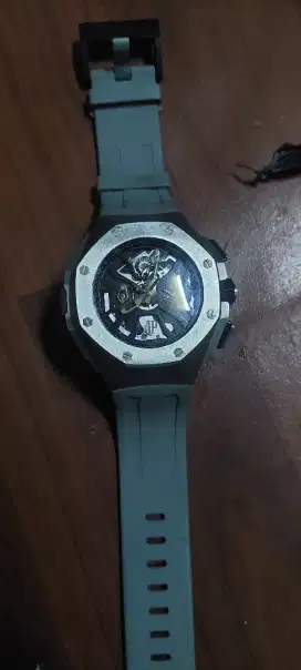 Jam tangan pria