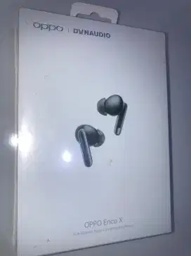 Oppo Enco X earbuds