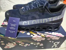 On Cloudmonster Void Atmos Yozakura Midnight Blossom EU 45 US 11