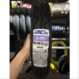 Ban Tubeless IRC NR25 100/90 Ring 17