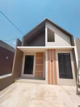 Ready stock semua dekat stasiun Depok lama