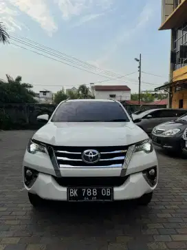Toyota Fortuner VRZ AT 2016 Putih