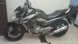 Suzuki Inazuma 250cc 2013