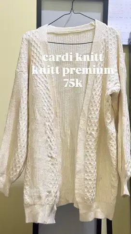cardi knitt premium