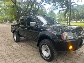 Nissan frontier 2005 4x4