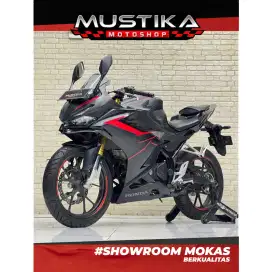 Odo 5rb Simpenan!!Honda CBR 150R 2021 Black N Asli Murah Mulus-Mustika