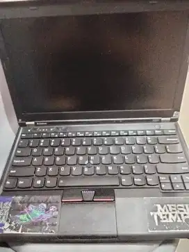Dijual murah laptop Lenovo X220i
