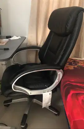 Kursi Kantor Infoma