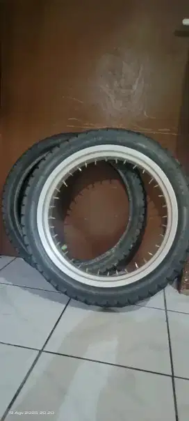 Jual velg & ban tubles
