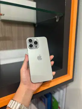 iphone 15pm 256gb