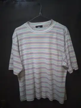 Kaos Garis Pelangi Kasual