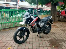 HONDA MEGAPRO PGM-FI 150 cc