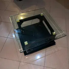 Meja Tamu Kayu dengan Kaca