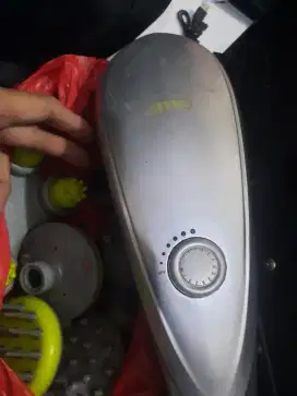 Alat Pijat Elektrik merk JMG beli wkt di Mall
