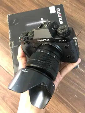 Kamera fujifilm X-T1 lensa kit 16 50