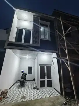 Rumah baru 2 lantai murah jakarta 475 juta Bisa kpr 500