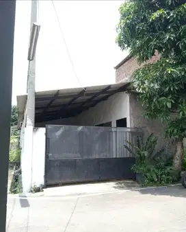Rumah 1,5 Lt di Megantara Regency, Sendangmulyo blakng SD Internasiona