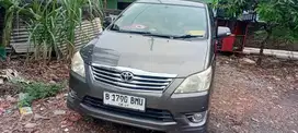 Toyota Kijang Innova 2012 Bensin