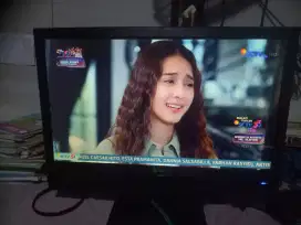 Tv LCD LG 23inch  kondisi OK (analog)