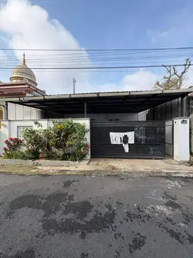 Jual Rumah dengan lokasi strategis (masih bisa nego)